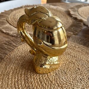 Midevil times gold knight mug